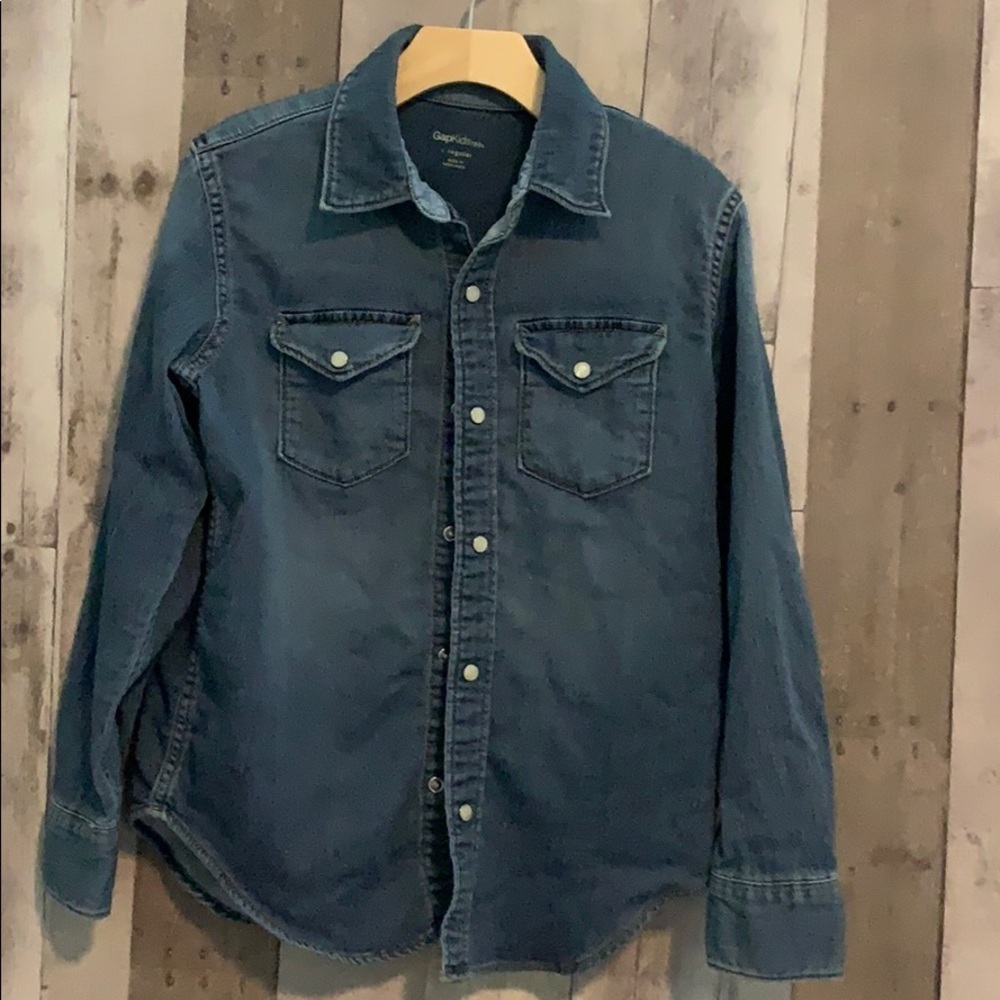 Gap Denim Chambray Jeans Jacket Top Tee Shirt
L